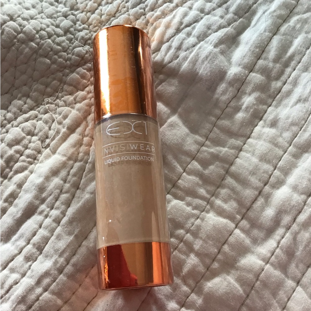 New Ex1 Invisiwear 5.0 Foundation Sealed
